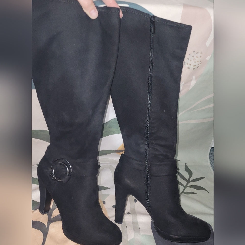Calf Height Black Suede Boots